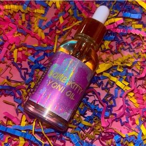Bomb Kitty Yoni oil🩷
